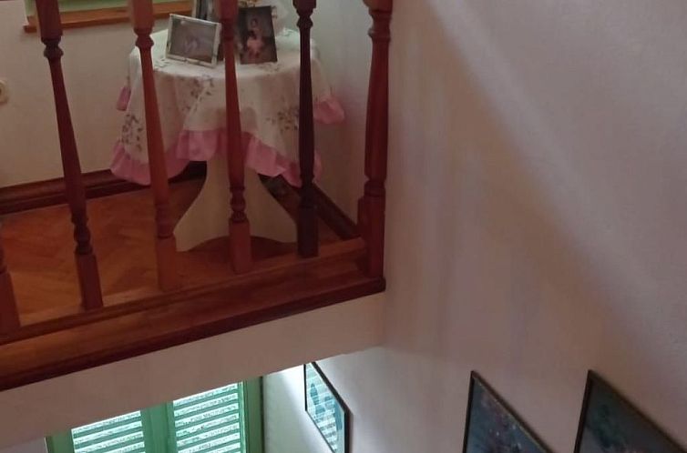 Vakantiehuis Gartenvilla am Meer Kožino