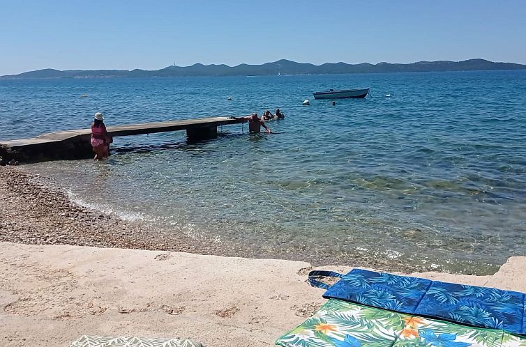 Vakantiehuis Gartenvilla am Meer Kožino