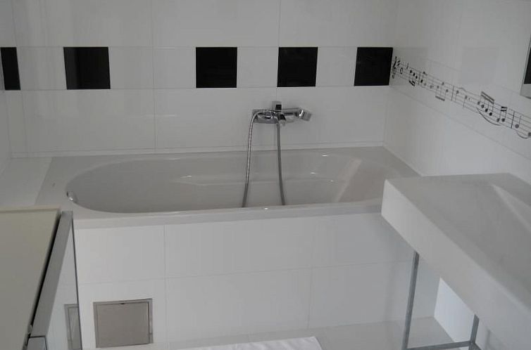 Vakantiehuis Traumhafte Villa Punta Skala mit 2 Terrassen