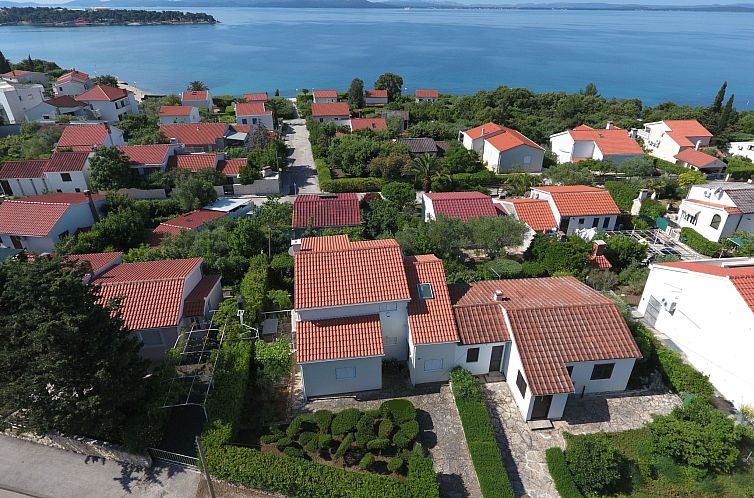 Vakantiehuis Traumhafte Villa Punta Skala mit 2 Terrassen