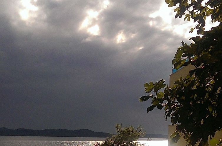 Appartement "Dantin" mit Blick auf das Wasser