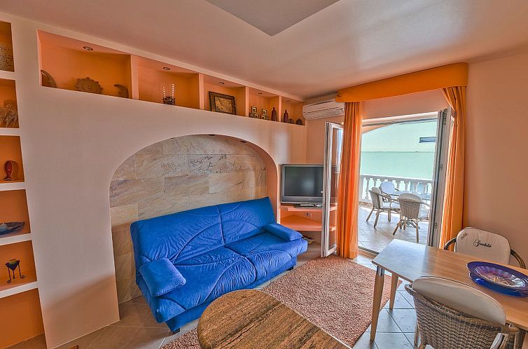 Appartement "Dantin" mit Blick auf das Wasser