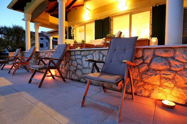 Vakantiehuis Magnificent Villa Clara with big pool