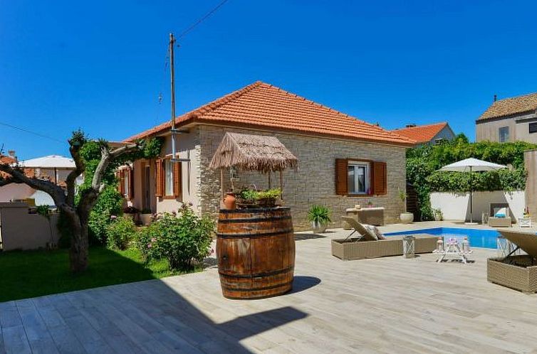 Unterkunft 1034439 - Ferienhaus Dalmatien - Vakantiehuis Modern Holiday house Gatsby only 40m from the s