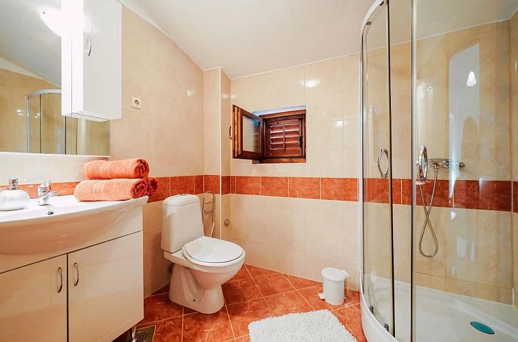 Appartement Wohnung mit Whirlpool