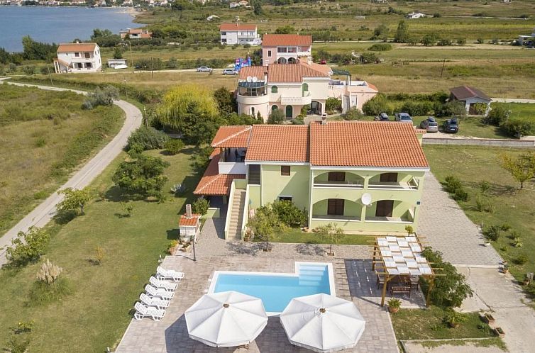 Appartement Wohnung mit Whirlpool