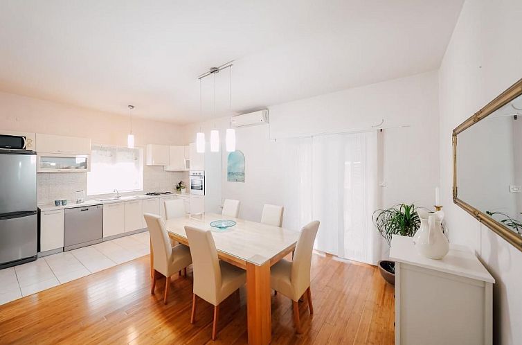 Appartement Wohnung mit Whirlpool