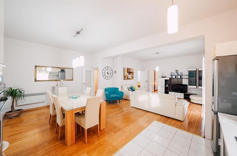 Appartement Wohnung mit Whirlpool
