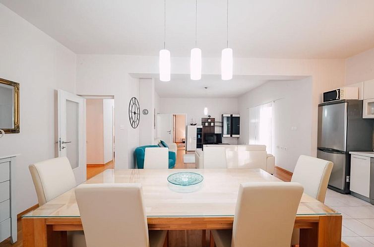 Appartement Wohnung mit Whirlpool