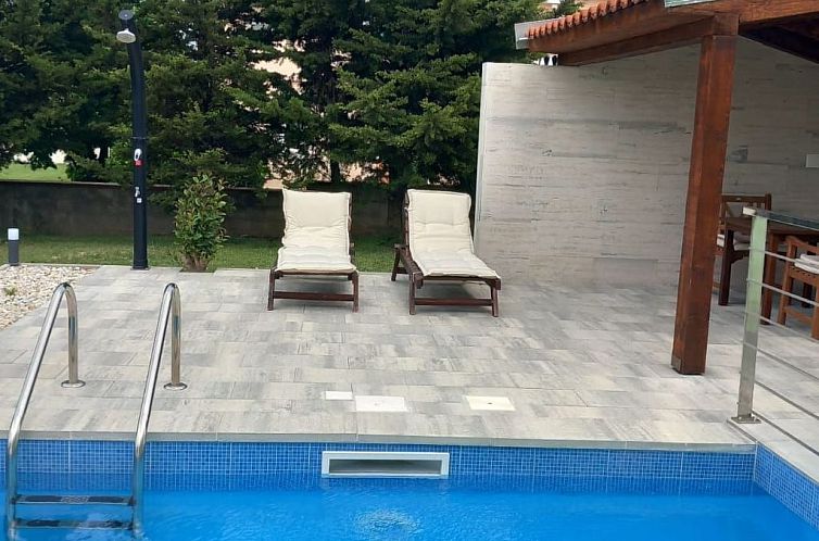 Appartement Wohnung in Ljubač mit Großem Garten