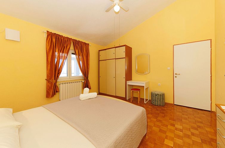 Appartement "Zara" mit Blick auf das Wasser