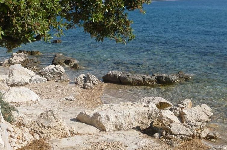 Appartement Studio mit Terrasse im ersten Stock des Hauses