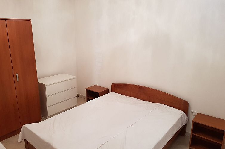 Appartement Große Wohnung in Mandre mit Grill und Terrasse