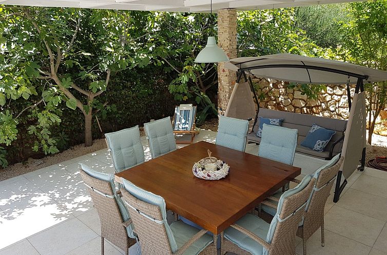 Appartement After All Wohnung mit Pool in Mandre, Pag