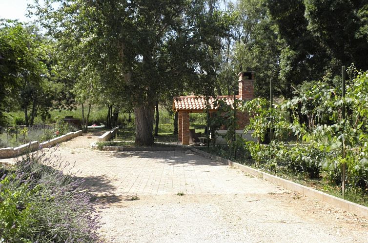 Vakantiehuis Am Fluss gelegenes Haus mit Galerieschlafplätz