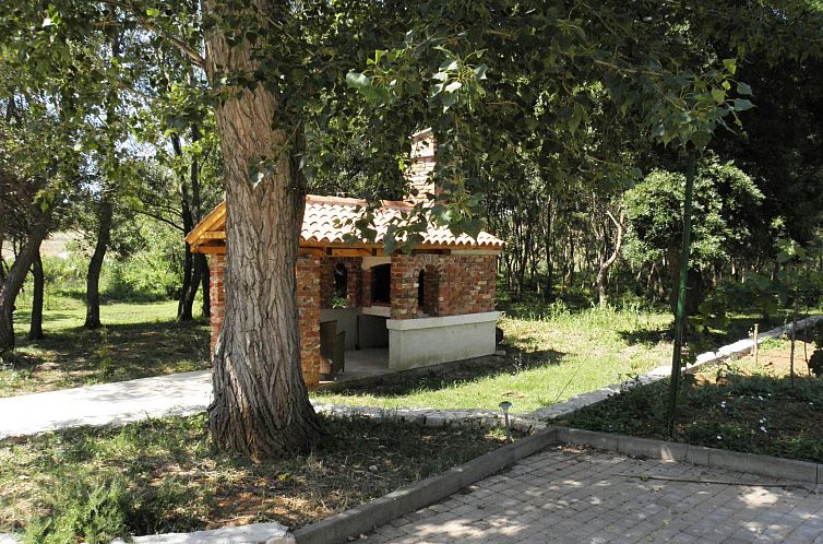Vakantiehuis Am Fluss gelegenes Haus mit Galerieschlafplätz