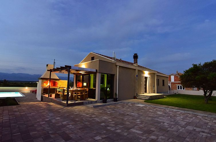 Vakantiehuis Villa Maslina mit privatem Pool in ruhiger Lage