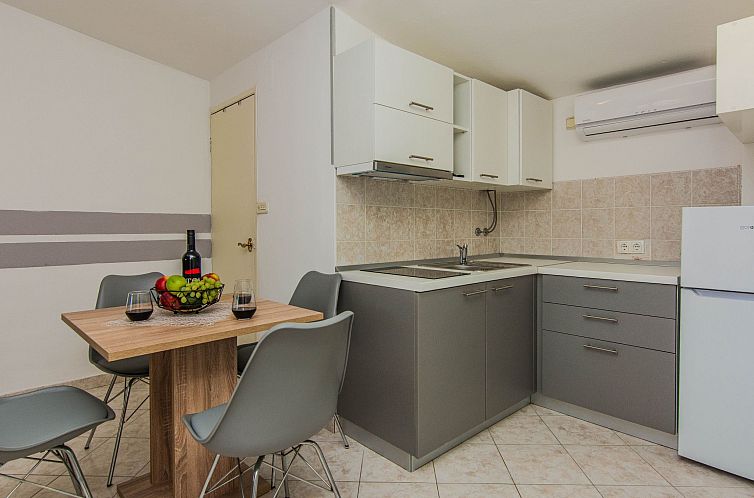 Appartement App Juracak Josip 4