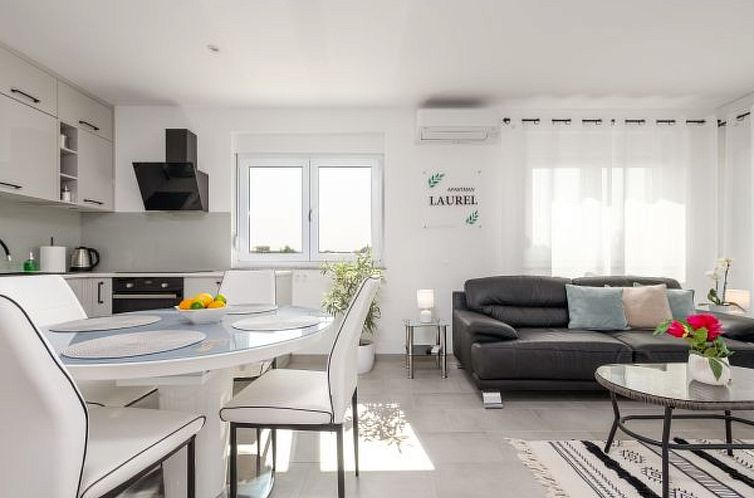 Appartement Apartment Laurel near the sea