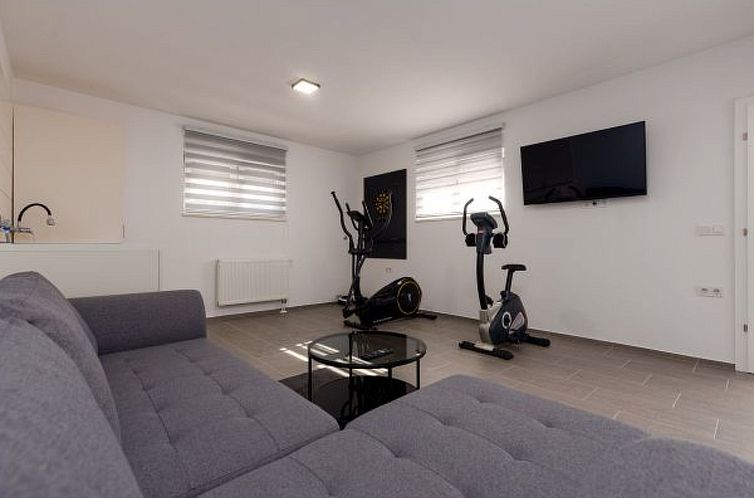 Vakantiehuis Villa Miranda with pool