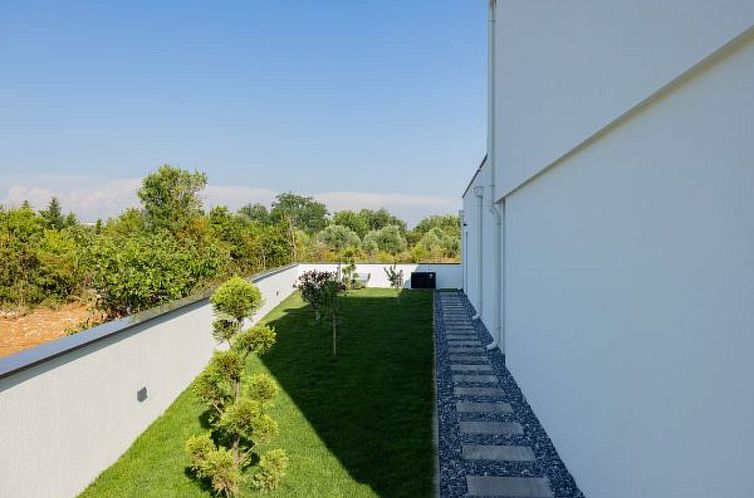 Vakantiehuis Villa Elena with two pools and spa