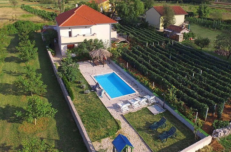 Vakantiehuis Villa "Sonnenblume" mit eigenem Garten und Gril