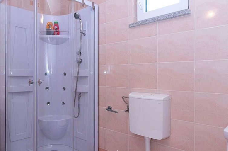 Vakantiehuis Villa "Sonnenblume" mit eigenem Garten und Gril