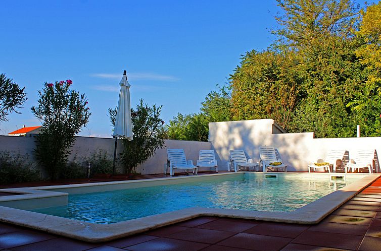 Appartement 4-Schlafzimmer-Wohnung mit privatem Pool