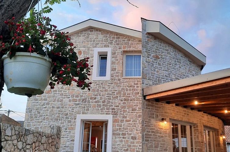 Unterkunft 10347110 - Ferienhaus Dalmatien - Vakantiehuis Zimmer "Graues Zimmer" mit privatem Balkon