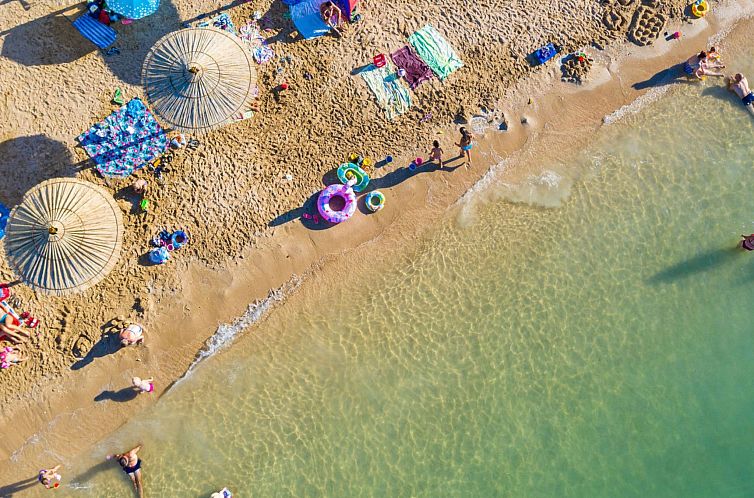 Vakantiehuis Steinvilla mit Pool, Meerblick, Nähe Sandstran