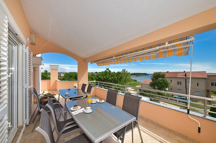 Appartement Apartment  Medanic 3