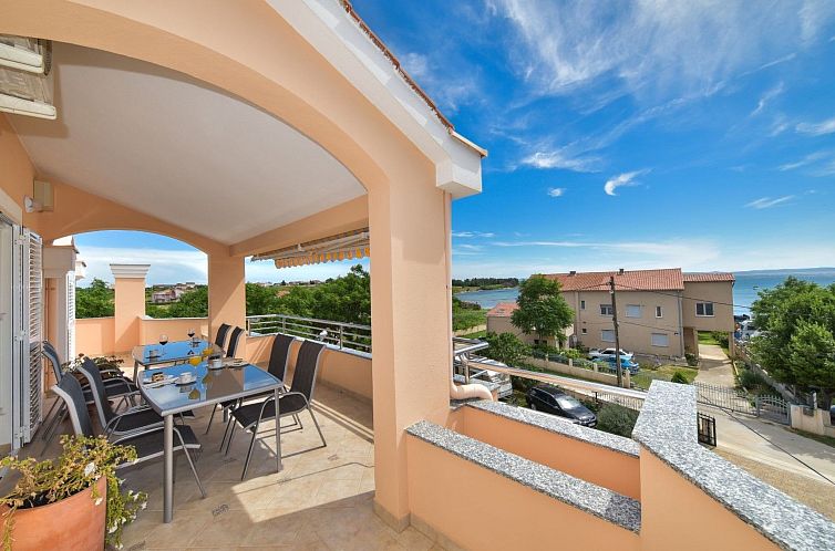 Appartement Apartment  Medanic 3