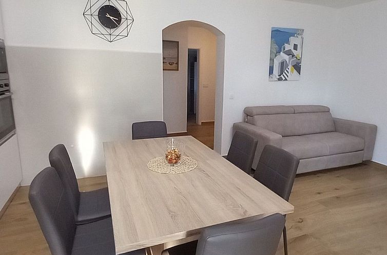 Appartement Wohnung mit Pool in Strandnähe -TA Leut Agency
