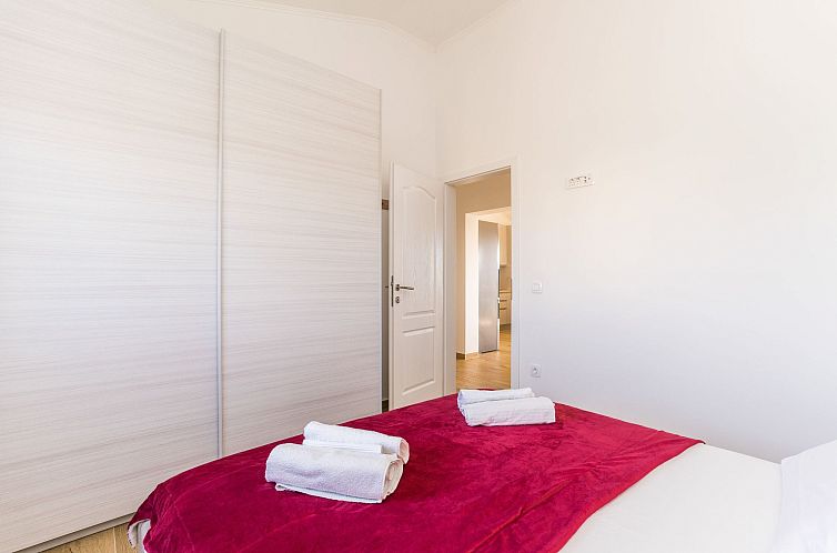 Appartement Wohnung mit Pool in Strandnähe -TA Leut Agency
