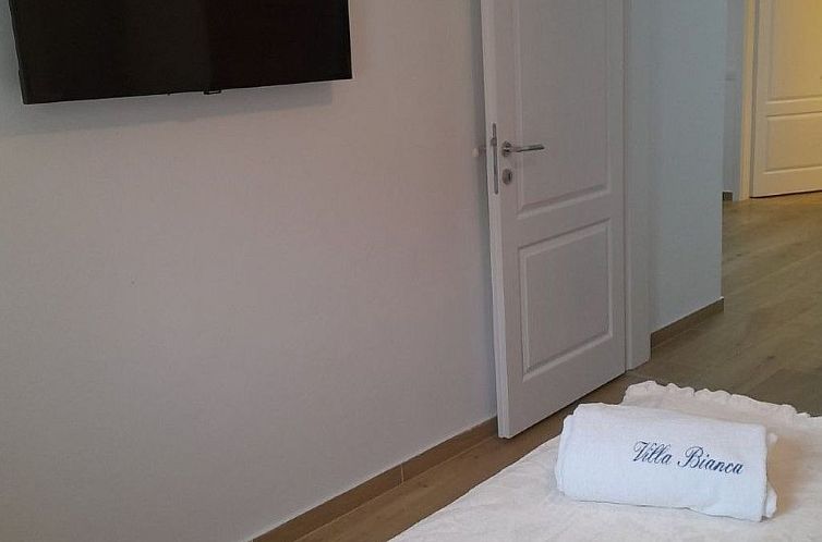 Appartement Wohnung mit Pool in Strandnähe -TA Leut Agency