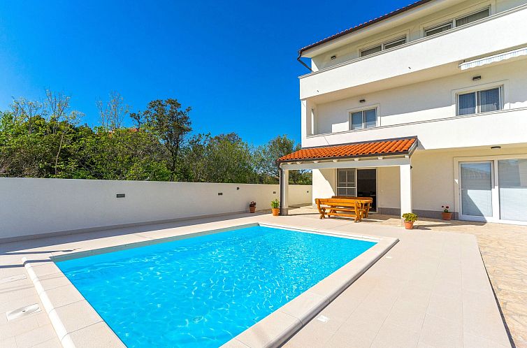 Appartement Wohnung mit Pool in Strandnähe -TA Leut Agency