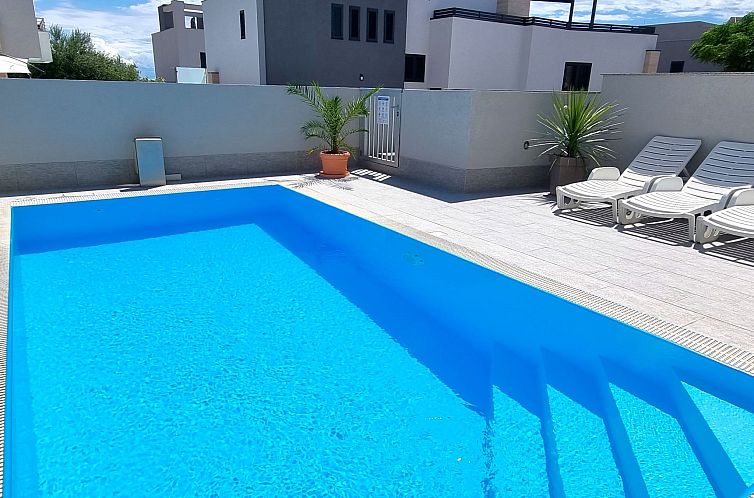 Appartement Appartement Dani am Strand mit herrlichem Meerbl