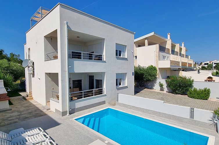Appartement Appartement Dani am Strand mit herrlichem Meerbl