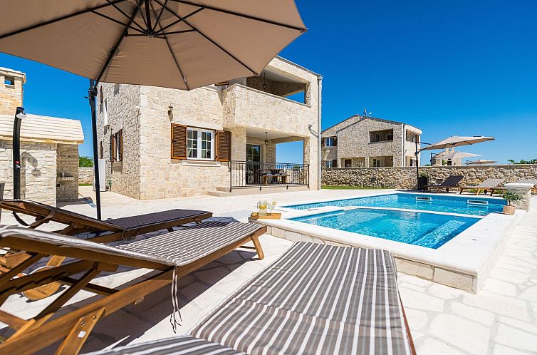Unterkunft 1034728 - Ferienhaus Dalmatien - Vakantiehuis Villa Vid 01 mit beheiztem Pool - Agentur TA Le