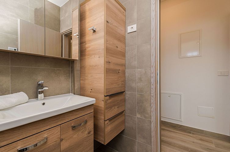 Vakantiehuis Villa Vid 01 mit beheiztem Pool - Agentur TA Le