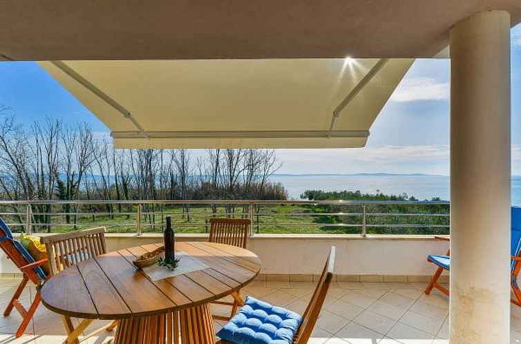 Vakantiehuis Olivar house with heated pool by the beach