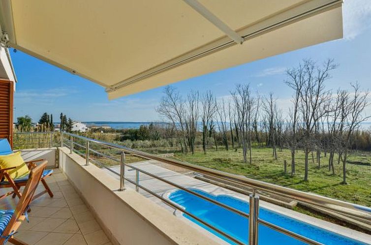 Vakantiehuis Olivar house with heated pool by the beach