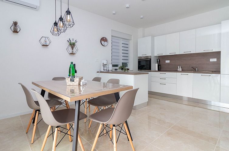 Appartement Wohnung Vita Mare mit Pool - Agentur TA Leut