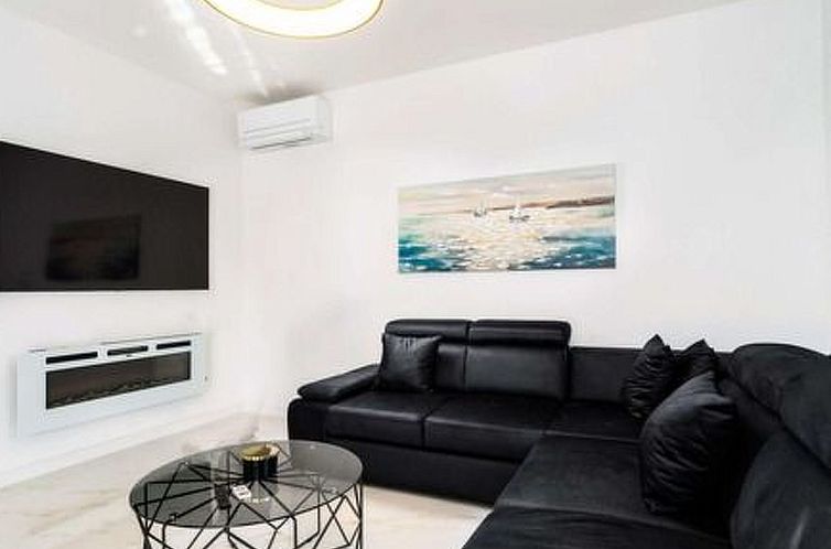 Vakantiehuis Luxuriöse Villa direkt am Meer - Agentur TA Le