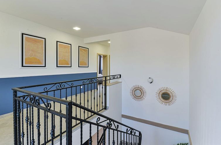 Vakantiehuis Romantische Villa mit Pool und Sauna, in Strand