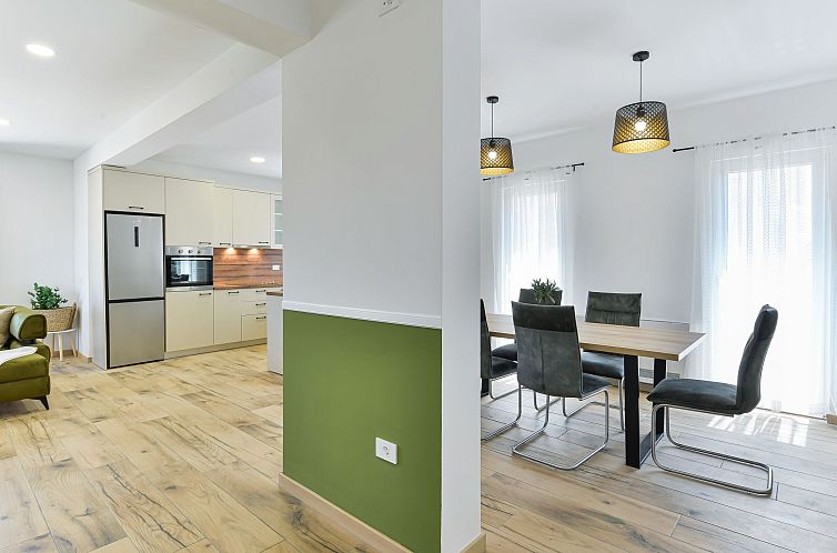 Appartement Neue Luxusvilla mit Schwimmbad, Sauna