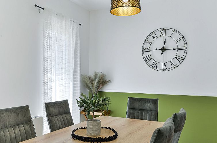 Appartement Neue Luxusvilla mit Schwimmbad, Sauna