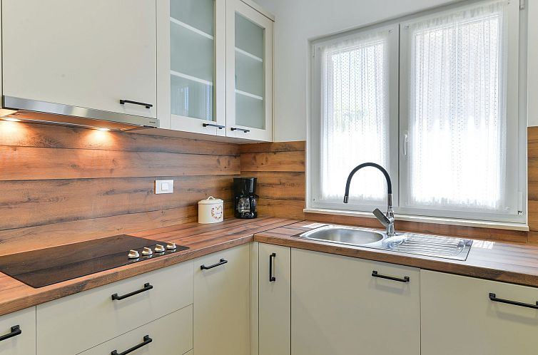 Appartement Neue Luxusvilla mit Schwimmbad, Sauna