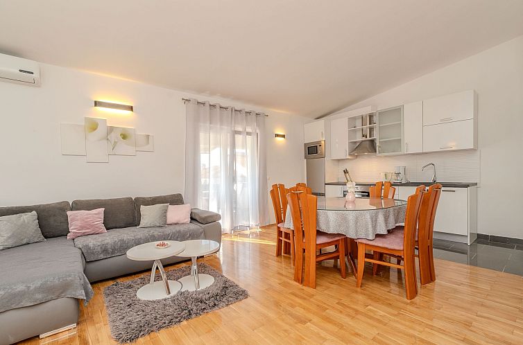 Appartement NEW Beachfront Wohnung mit Meerblick - TA Leut