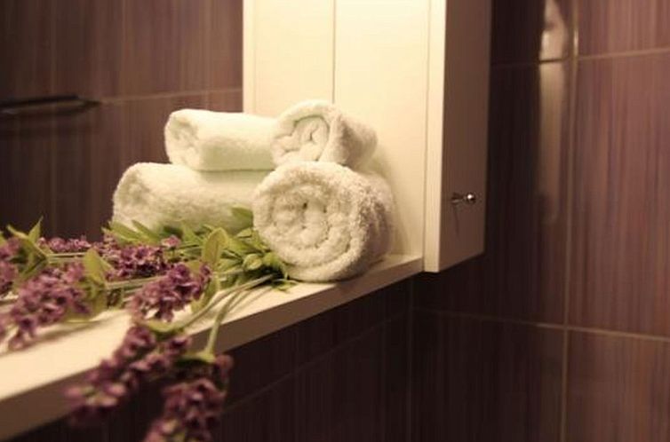 Appartement Wohnung Lila - von TA Leut Agency